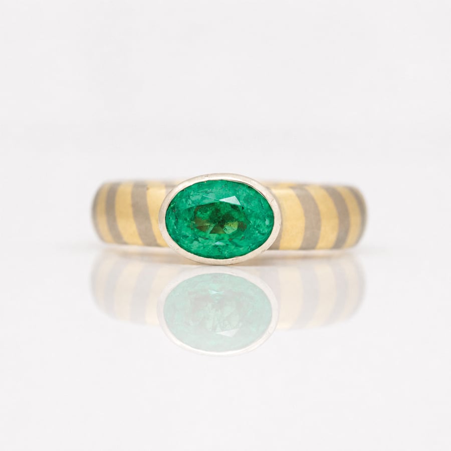 Modern emerald ring