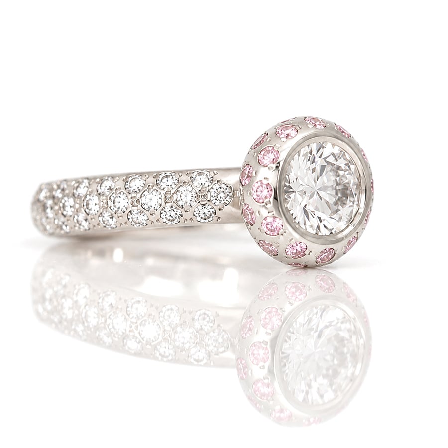 modern pink and whire diamond solitaire