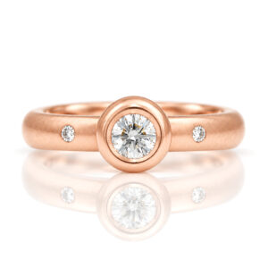 modern rose gold natural diamond ring