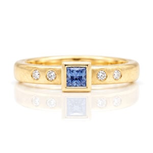 princess cut sapphire modern ring