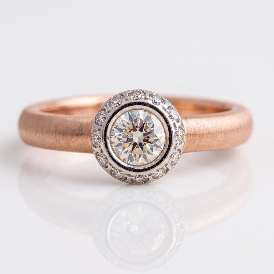 rose gold diamond halo ring