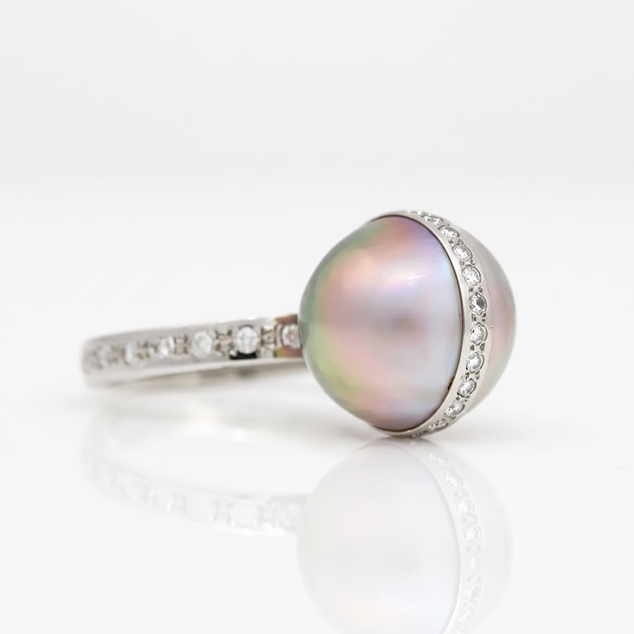 Tahitian pearl diamond ring
