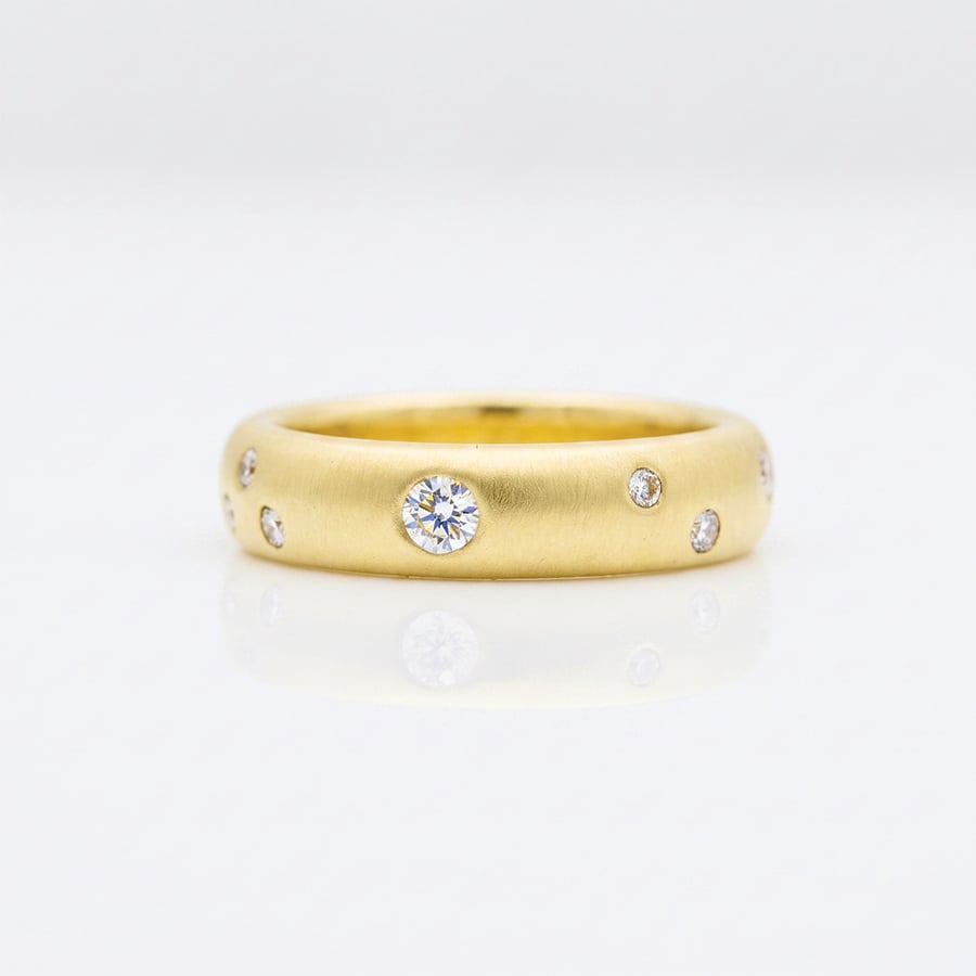 constelletion diamond chunky ring