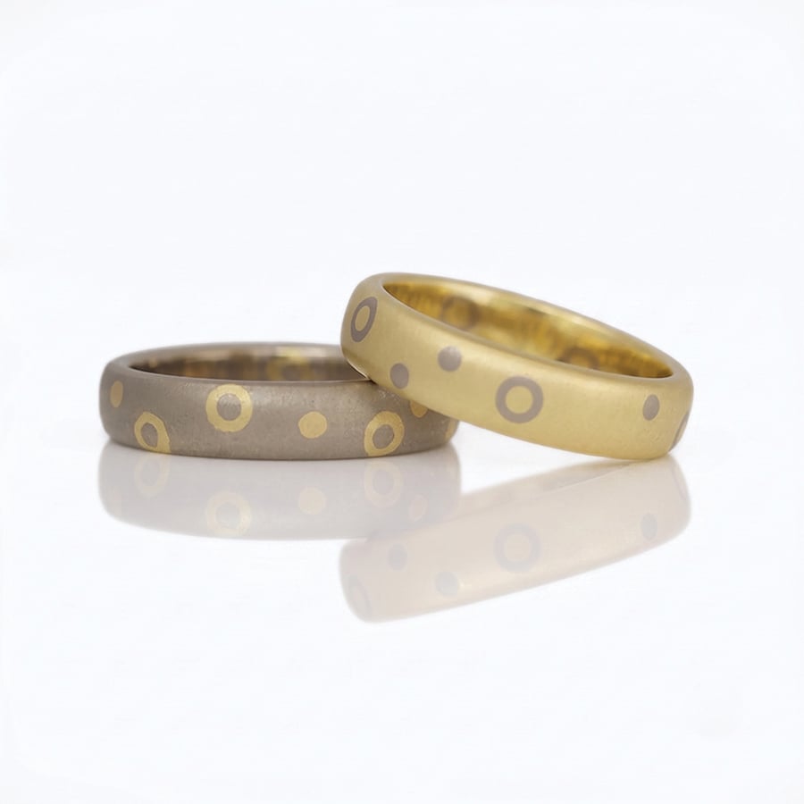 18ct gold rigs with spots and circles