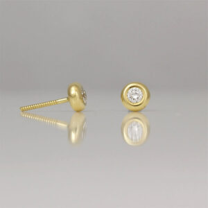 Perfect 18ct yellow gold diamond ear-studs
