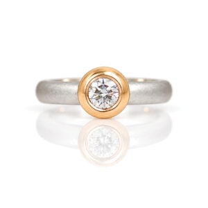 Rub-over set modern diamond ring 1018 David Ashton. Modern fine jewellery handmade in London bespoke