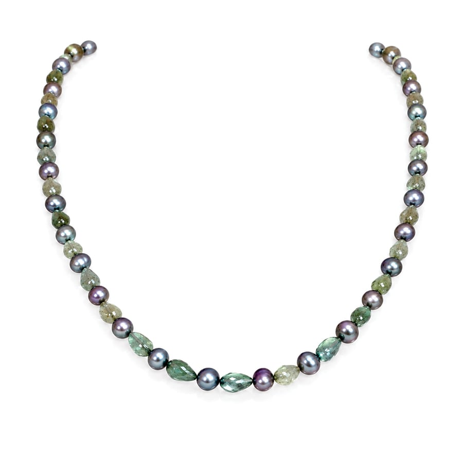 Labradorite briolette and grey pearl necklace
