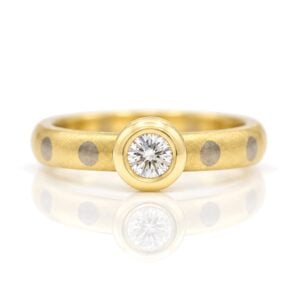 modern diamond ring with spotty band 0437