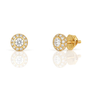 Natural dimond a 18ct gold modern earstuds 8182