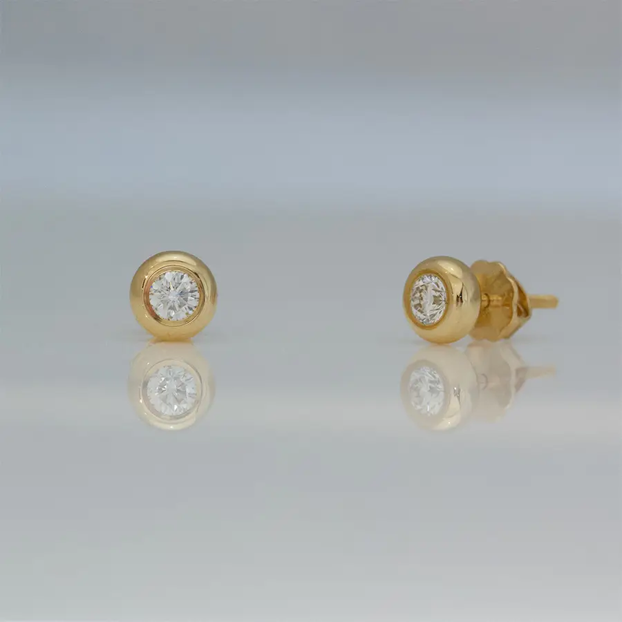 18ct yellow gold diamond ear-studs. Modern fine jewellery handmade in London bespoke