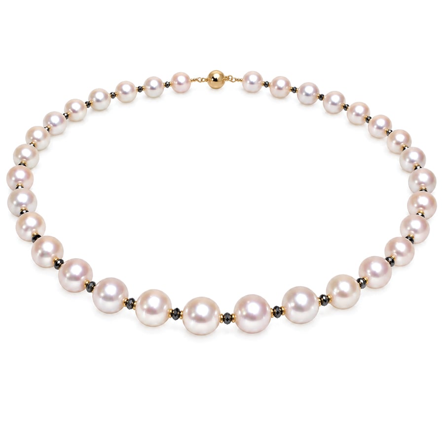 Modern diamond and pearl necklace. David Ashton