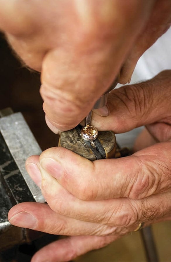 Understanding the Rub-over Setting (And Why It Outperforms Claws)