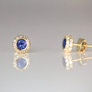 Cornflower blue sapphire & diamond ear studs